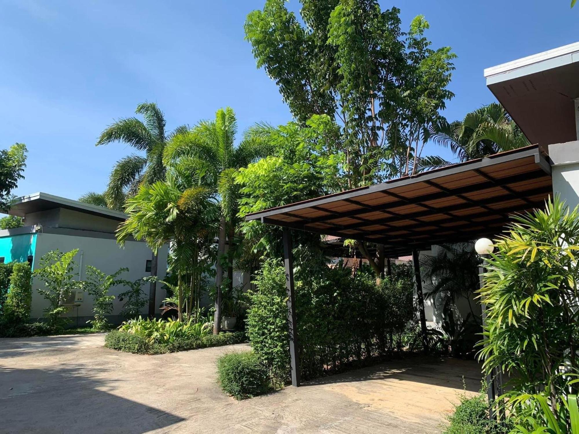 ยูสีเกด รีสอร์ท Sisaket Exterior photo